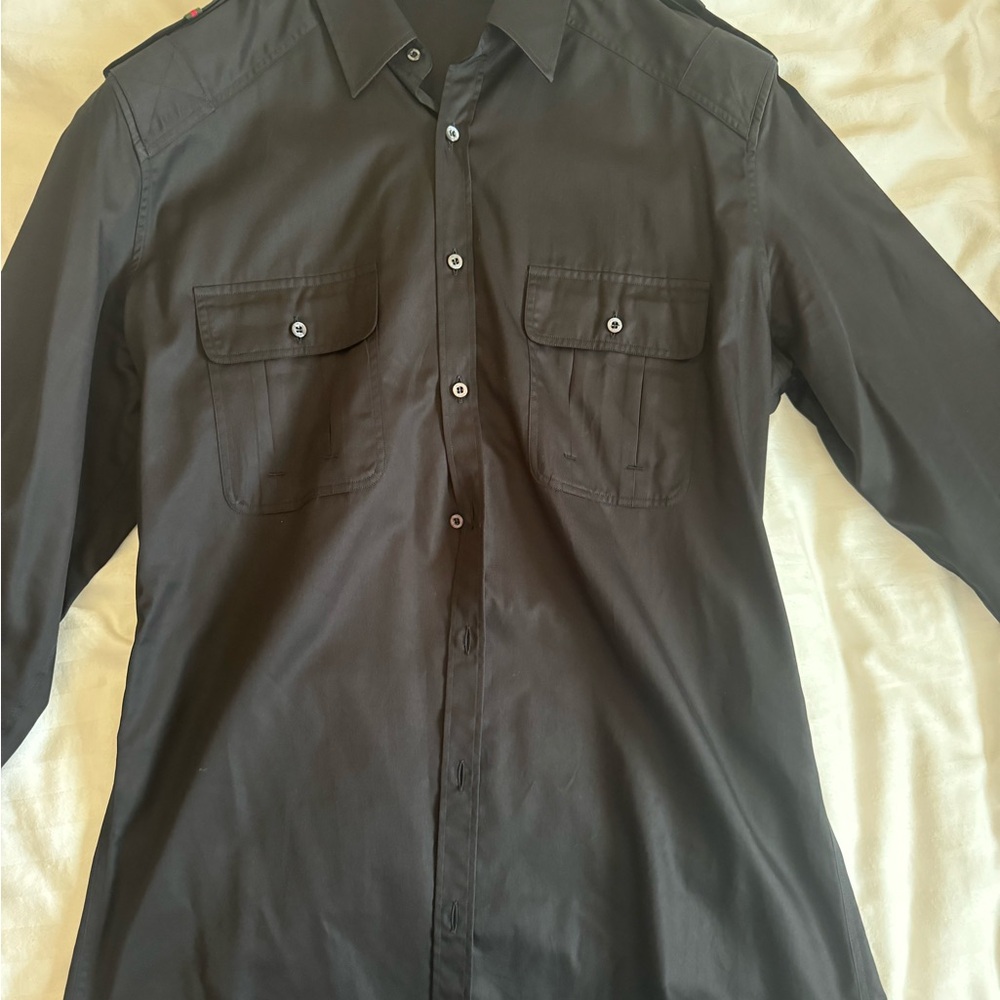 Elegant Black Casual Button-Down Shirt